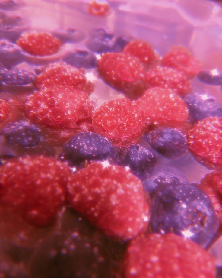 Nature's Berry Palette: Vibrant Farm-Fresh Mix
